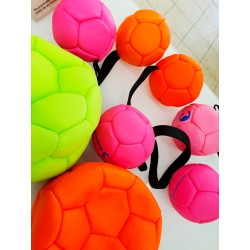 Sporthund Trainingsball 140mm - pink - schwimmend (Synthetikleder)
