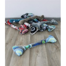 Spielzeug Schüttelknochen - 45x14cm - Mandala Blau/Grün